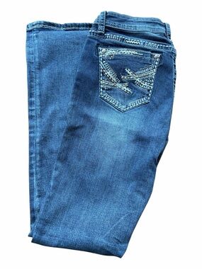 Grace in LA | Blue Jeans with Turquoise Embellishments